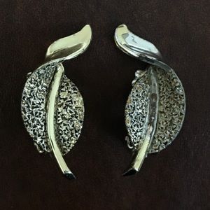 Vintage Silver/gold leaf design clip-on earrings